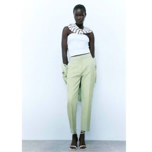 ZARA Light Green Mid-Rise Tapered Leg Ankle Pants - Size 6